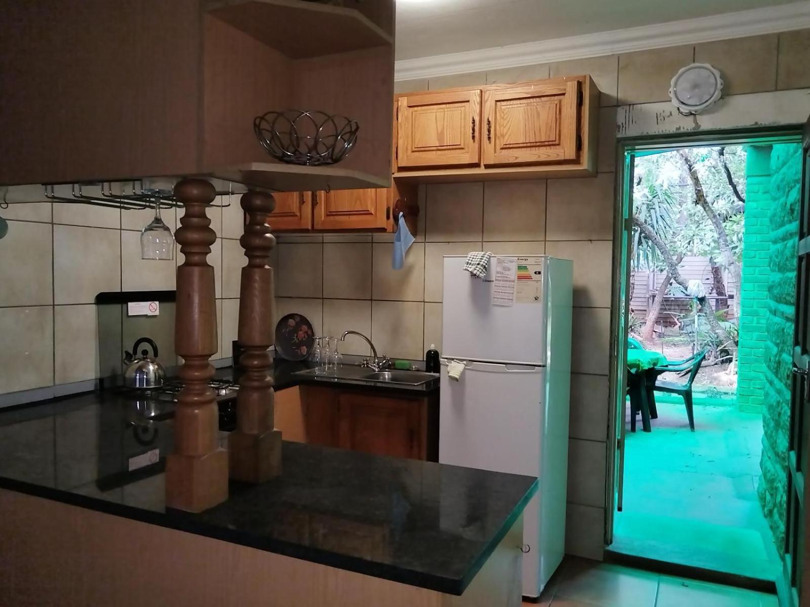 Suikerbosrant Sleep And Go Bed & Breakfast Pretoria Ngoại thất bức ảnh