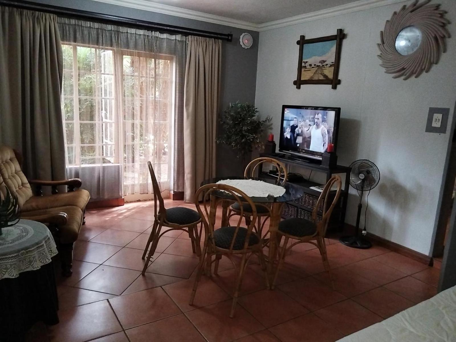 Suikerbosrant Sleep And Go Bed & Breakfast Pretoria Ngoại thất bức ảnh