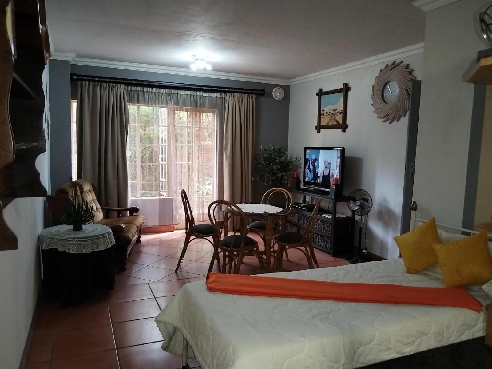 Suikerbosrant Sleep And Go Bed & Breakfast Pretoria Ngoại thất bức ảnh